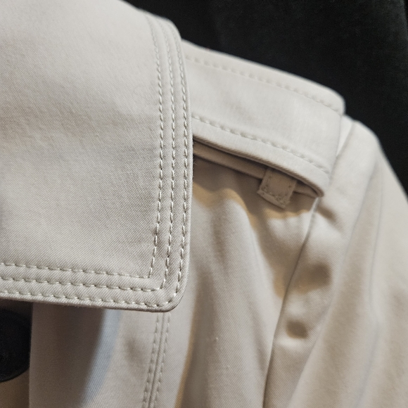 EXPRESS trench coat with belt Size XS - Picture 8 of 10